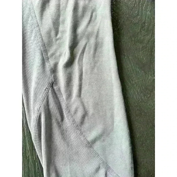 Fabletics High Waisted Mesh PureLuxe 7/8 Leggings Lavender Light Purple Sz Large - Picture 7 of 11